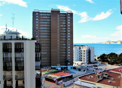 Apartamento económico en primera línea en benidorm has 2 bedrooms available. Coblanca 5-83 - Apartamentos en Benidorm
