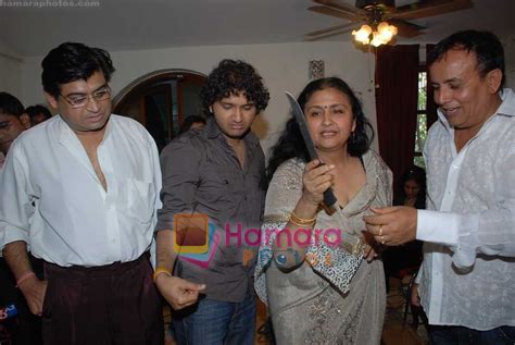 He is the son of the indian singer and actor kishore kumar and the bengali singer and actress ruma guha thakurta.1. Amit Kumar, Kishore Kumars son Sumit Kumar and wife Leena ...