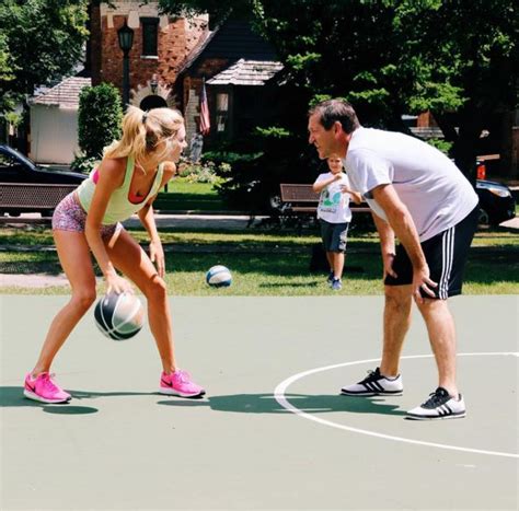 支援 ptt 還有 ptt2 的 ptt api. 花邊 Woodson女兒創內衣品牌，Hornacek女兒當模特 - 看板 NBA - 批踢踢實業坊