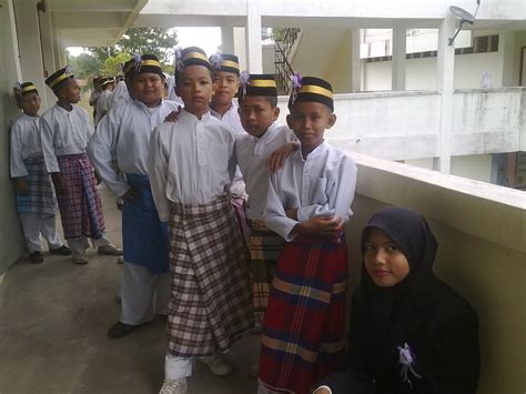 Kempen ini berlangsung sepanjang minggu terakhir bulan april 2016. Contoh-contoh Karangan Sekolah Rendah: Sambutan Bulan ...