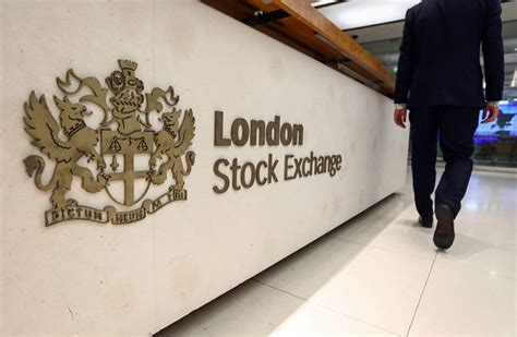 London Stock Exchange to Sell French Arm of LCH to Euronext for $534 Million - WSJ