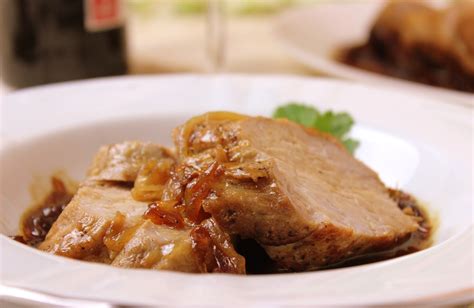 ¿Cómo hacer solomillo de cerdo con cebolla caramelizada? | #DeCosechaPropia