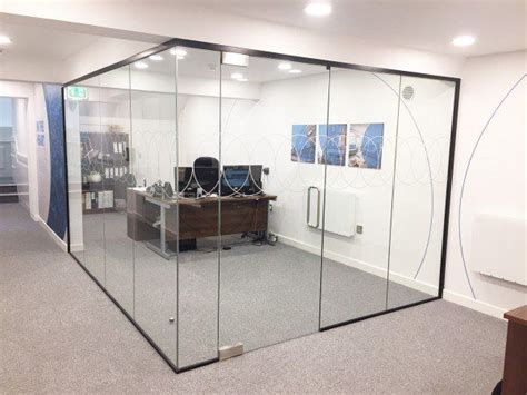 Single Glazed Frameless Glass Office Partitioning Glass Office