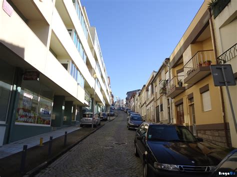 Watch your favorite football teams and their most exciting matches on your device, as long as you are connected online! Braga On: Desqualificar Braga - Rua da Boavista (Sé)