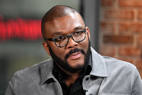 Tyler Perry Leaves 21000 Tip To Restaurant Workers Affected By