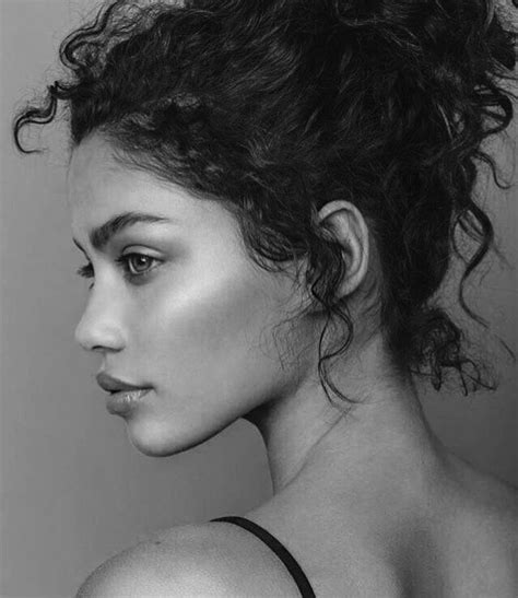 Pin By Jae Ingram On Cou Exquis Face Photography Side Portrait Portrait