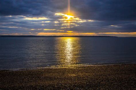무료 이미지 바닷가 바다 연안 대양 수평선 구름 하늘 태양 해돋이 일몰 햇빛 아침 육지 새벽 황혼