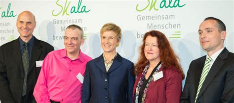 Bmw has four operating divisions which include bmw motorrad, mini, bmw motorsport and bmwi. Susanne Klatten spendet knapp eine halbe Million Euro an ...