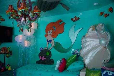 15 Dazzling Mermaid Themed Bedroom Designs For Girls Rilane We