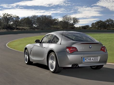 With the new lighting design, the bmw z4 roadster takes centre stage. BMW Z4 Coupe (E86) specs & photos - 2006, 2007, 2008, 2009 ...
