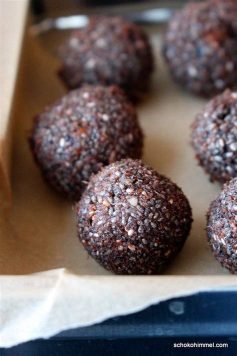 Maybe you would like to learn more about one of these? Chia-Energie-Balls | Lebensmittel essen, Snack ideen ...