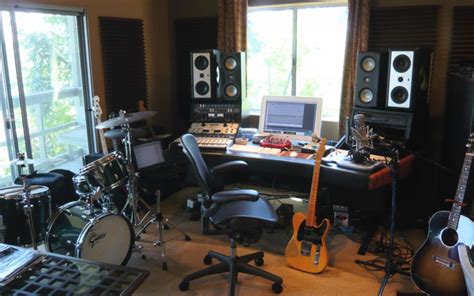20 Home Recording Studio Photos From Audio Tech Junkies