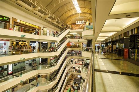 Těšit se můžete na romana vaňka, adama gebriana, luďka staňka, veronik. Profil Mall Ciputra Jakarta
