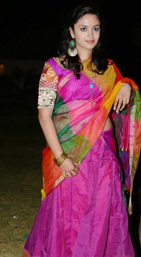 Malavika Nair Navel Show In Half Saree Photos Mallu Serial Actress