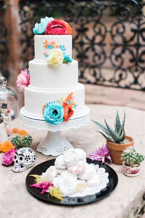 55 Colorful Festive Fiesta Mexican Wedding Ideas Hmp Mexican Wedding Cake Wedding Cakes