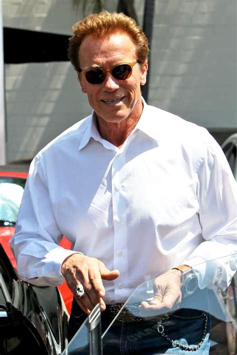 Arnold Schwarzenegger Picture 45 Arnold Schwarzenegger Seen Leaving