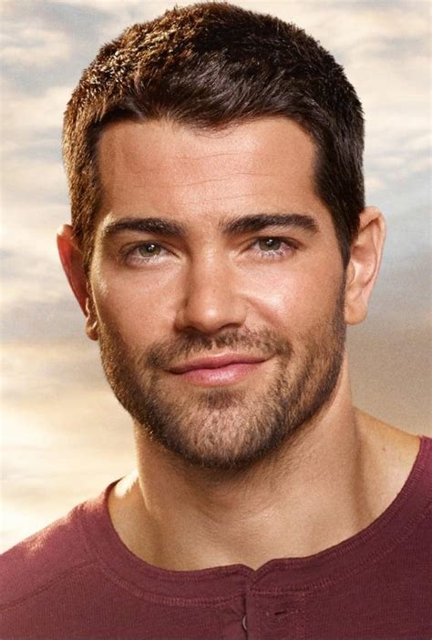 Jesse Metcalfe About Entertainmentie