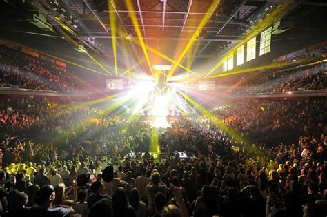 mohegan sun rolls into one of the best summer entertainment lineups in its history mohegan sun