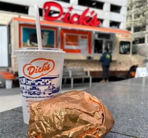 Dicks Drive In Will Soon Expand With A Tenth Location In Everett