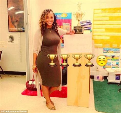 Fourth Grade Teacher From Atlanta Dubbed The Sexiest Teacher Alive Daily Mail Online