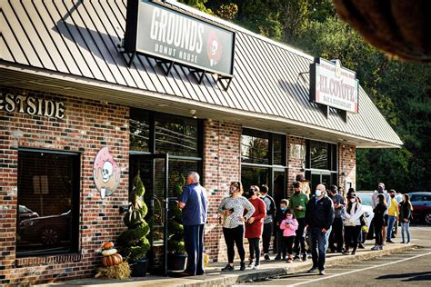 Grounds Donut House Opens In Danbury Offering Trendy Eats