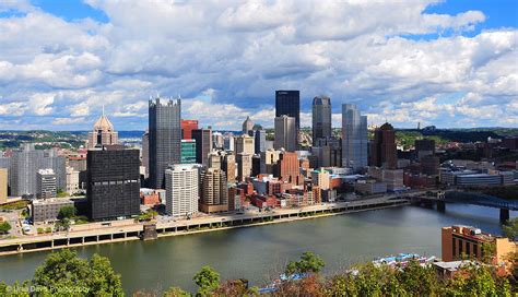 Pittsburgh Cityscape By Ursa Davis
