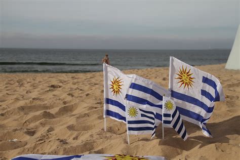 Informationen und hintergründe zum thema strand von pocitos +++ top angebote für uruguay +++ hunderte hotels & unterkünfte in der nähe +++ expedia.de. Uruguay Residency - Temporary Residency and Permanent ...