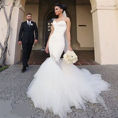 This sleek and feminine style that follows your silhouette and hugs your curves is available at couture candy now. Aliexpress.com : Buy Elegant Korean Tulle Wedding Dress ...