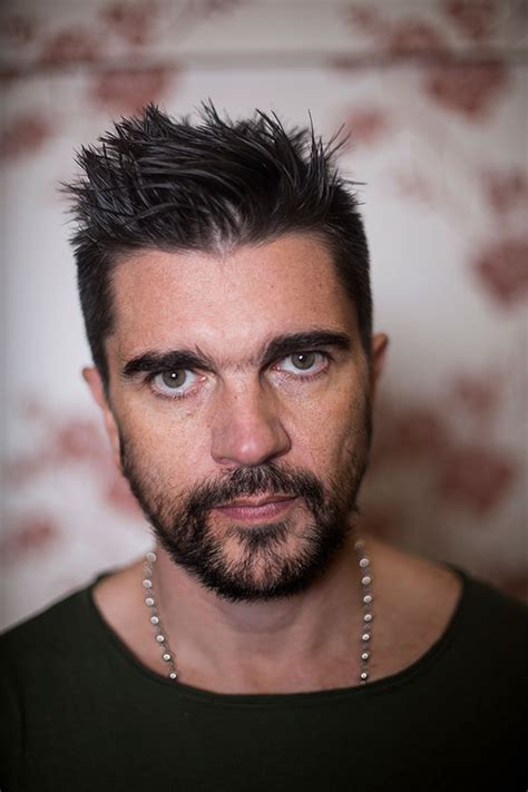 Listen to music from juanes like la camisa negra, el amor después del amor & more. Juanes denuncia que partido de ultraderecha español ...