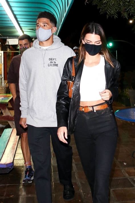 Is kendall jenner boyfriend devin booker 's lucky charm? KENDALL JENNER and Devin Booker Out for Dinner in West ...
