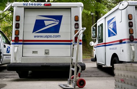 Postal Service Seeks To Retire The Old Mail Truck Wsj