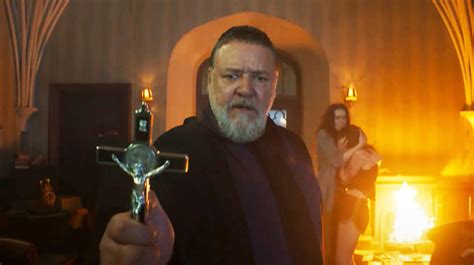 The Pope S Exorcist Trailer Offers First Look At Russell Crowe Battling Demons In The Vatican