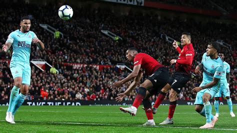 manchester united 3 newcastle united 2 alexis sanchez heads in the winning goal for manchester