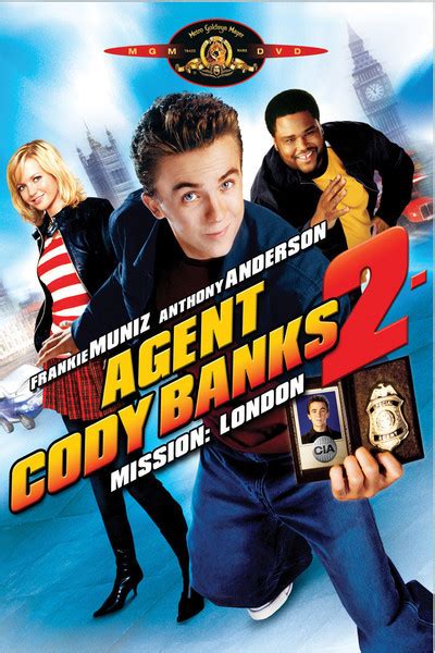 Fakat yaşıtlarından farklı bir özelliği var. Agent Cody Banks 2: Destination London movie review (2004 ...