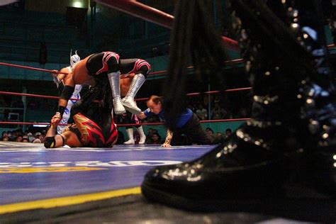 The always charismatic and infectiously hilarious lucha libre legend josé luis alvarado nieves, better known in the squared circle as super porky (brazo de plata), passed away monday at the age of 58. Lucha libre en la Arena Puebla | Super Porky (Brazo de ...