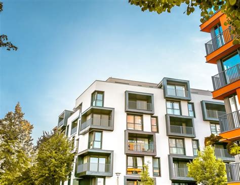 Find your aluminum railing easily amongst the 230 products from the leading brands (faraone rabel 1500 the most flexible railing base system for an all glass effect overview rabel 1500 is a. Aluminum Railing Systems Archives | Trex Commercial ...