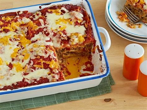 1 pound ground beef 1 small onion, chopped 1 t minced garlic salt and pepper 1 (14.5 ounce) can mexican stewed tomatoes 3 (8 ounce) cans tomato sauce 1. Easy Beefy Cheesy Enchilada Casserole Recipe | Sunny ...
