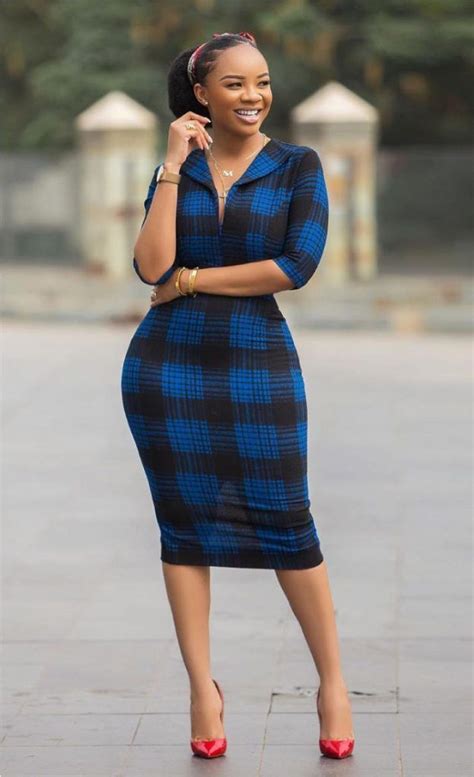 How To Look Classic Like Serwaa Amihere 30 Outfits Africavarsities Latest African Fashion