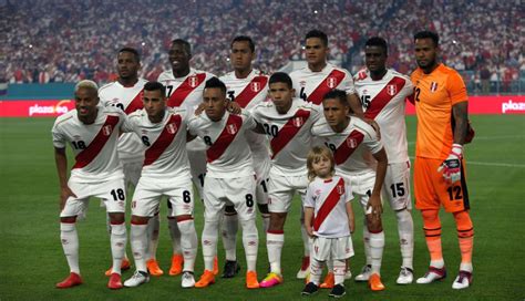 El delantero de la selección peruana decidió descubrir un poco más de la cultura nacional paseando por nuestra capital. Selección Peruana: los 24 elegidos por Ricardo Gareca para ...