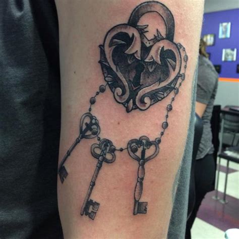 Heart locket tattoo designs represent the love between couples. Heart Locket Tattoos Designs, Ideas and Meaning | Tattoos ...