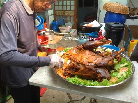 Selalunya kambing goleng menjadi menu utama untuk rumah terbuka. Hani's Precious: Kambing Kuzi Golek