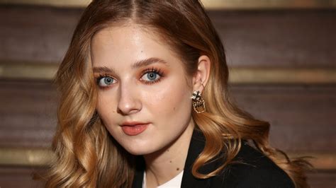 Agt Star Jackie Evancho 22 Reveals She Has The Bones Of An 80 Year Old Woman Due To Secret