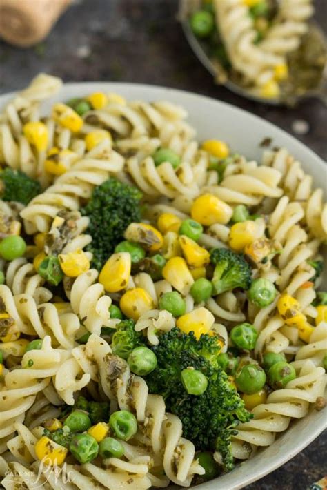 Add noodles and cook for another 5 minutes or until noodles are soft. Easy Healthy Pasta and Veggies a quick and easy lunch or tasty side! This fresh and colorful ...