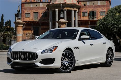 All about interior & exterior, engine specs and the latest innovations. Maserati maakt prijzen vernieuwde Quattroporte bekend ...