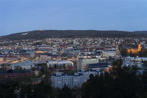 ˈsɵ̂nː(d)sval (listen)) is a city and the seat of sundsvall municipality in västernorrland county, sweden. Sundsvall, Sweden, May 22. v1 | _SA90021 | Anders Thorsell ...