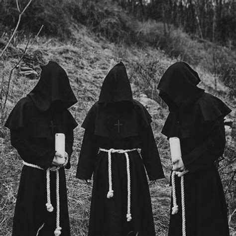 Pin By Mitchi🔐 On Occult Dark Photography Creepy Images Witch Aesthetic