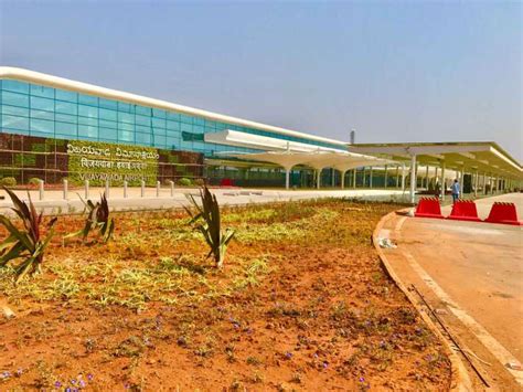 Airport the domestic airport located at gannavaram,connects gannavaram to hyderabad, bangalore, chennai, mumbai and delhi. Airport in Vijayawada Gets International Status By Union ...