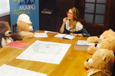 La desastrosa alcaldía de cathy barriga. Cathy Barriga gastó 54 millones en peluches