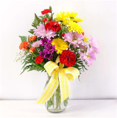 Simple Treasures In Avon Ny Avon Floral World Florist And T Shoppe