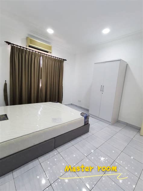 Check spelling or type a new query. 1 Month Deposit Master room with AIRCOND for rent at Sri ...